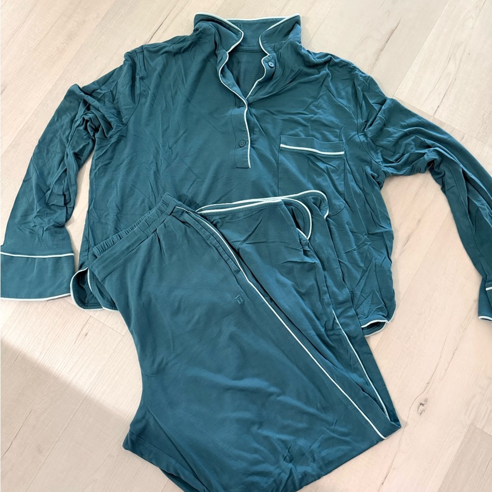 Tommy John DownTime Teal Pajama Set with Contrast Piping